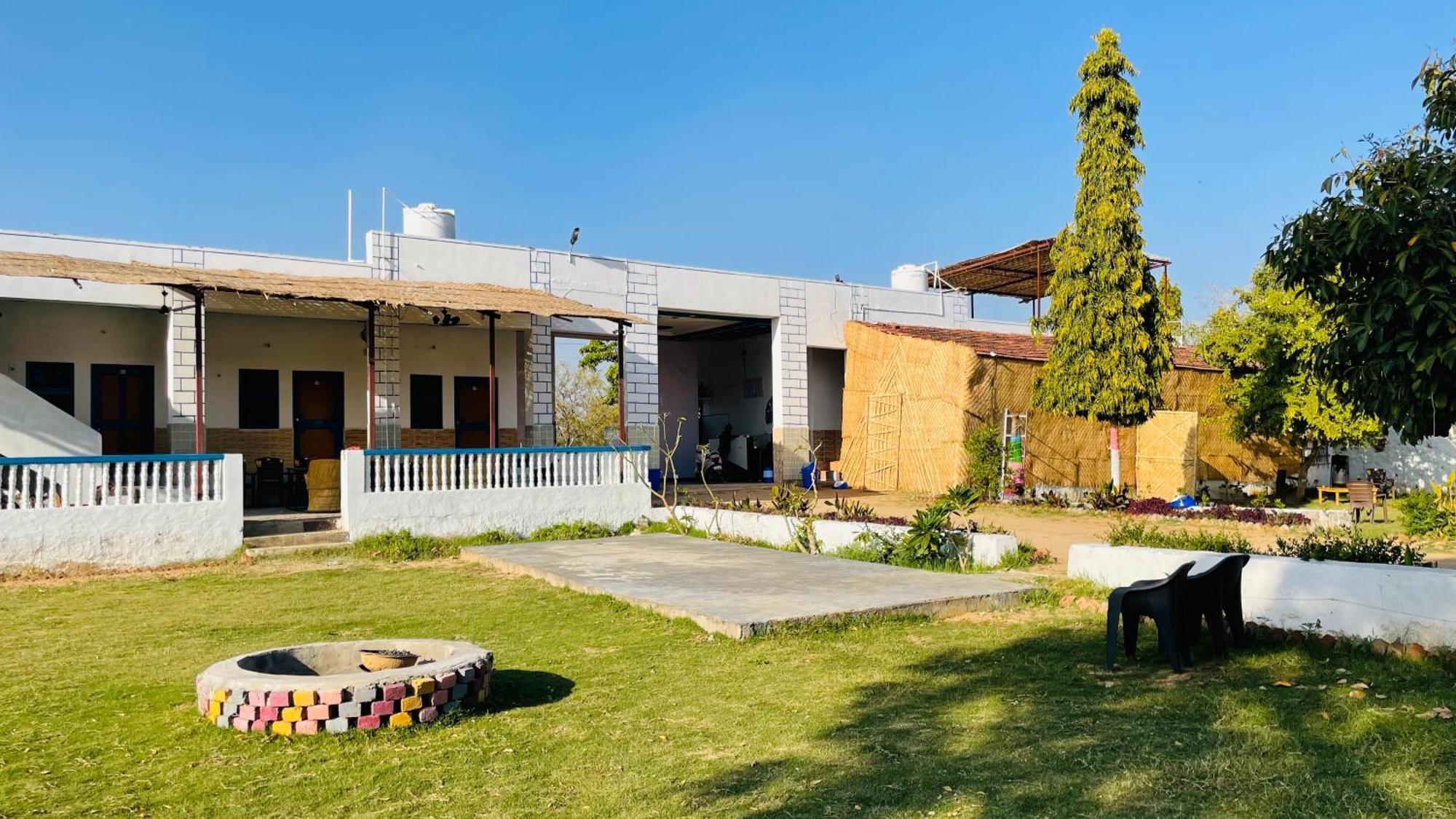 Lazy Staytion Pushkar Esterno foto