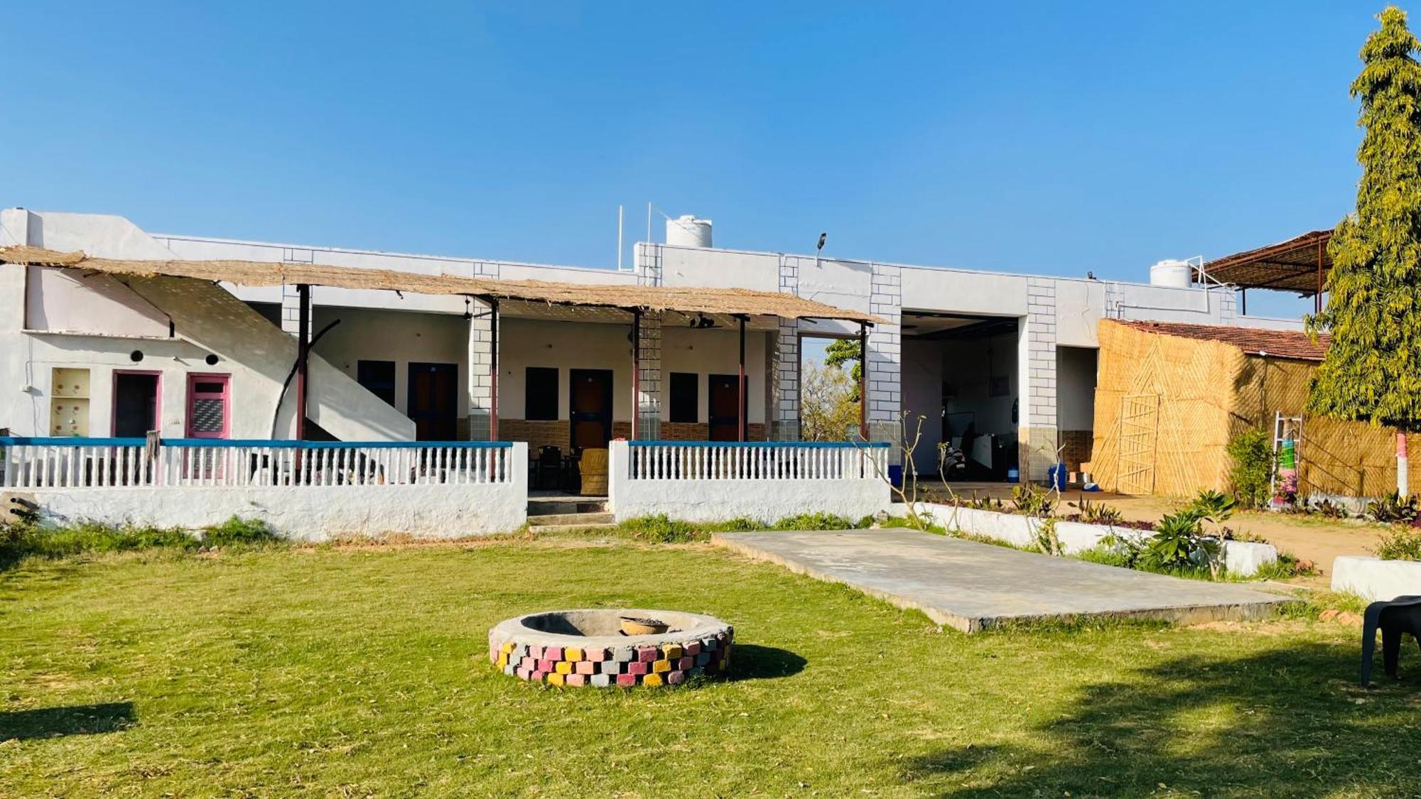 Lazy Staytion Pushkar Esterno foto